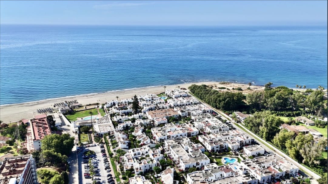 3 camera da letto Appartamento da affittare in Estepona con piscina - 2.800 € (Rif: 10182849)