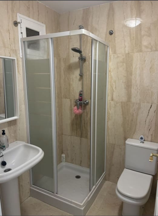 2 bedroom Apartment for sale in Elviria with pool - € 375,000 (Ref: 10183534)