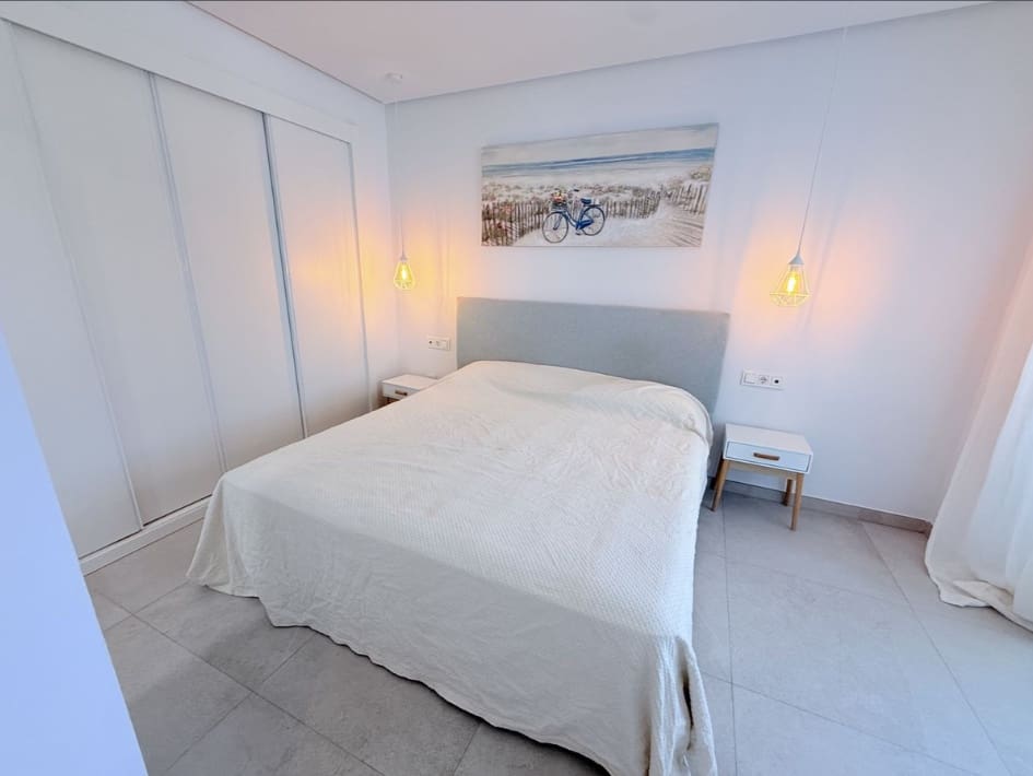 3 sypialnia Apartament do wynajęcia w Benahavis z basenem garażem - 2 500 € (Ref: 10184765)