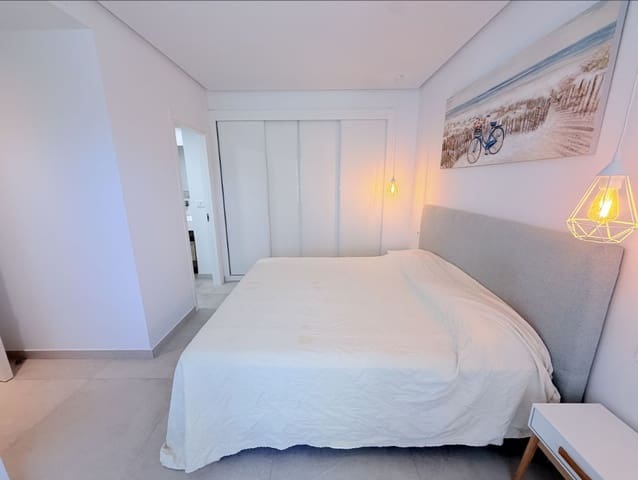 3 sypialnia Apartament do wynajęcia w Benahavís z basenem garażem - 2 500 € (Ref: 10184765)
