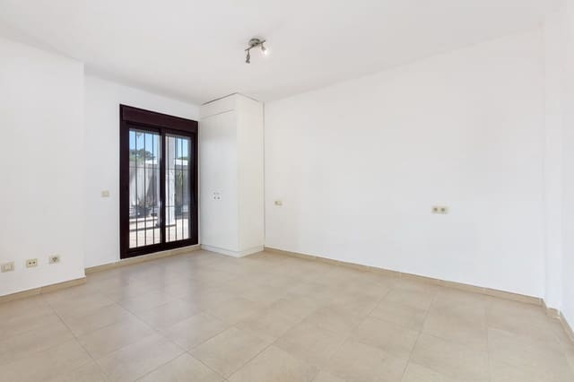2 soveværelse Lejlighed til salg i Nueva Andalucia, Marbella med swimmingpool garage - € 469.000 (Ref: 10184767)