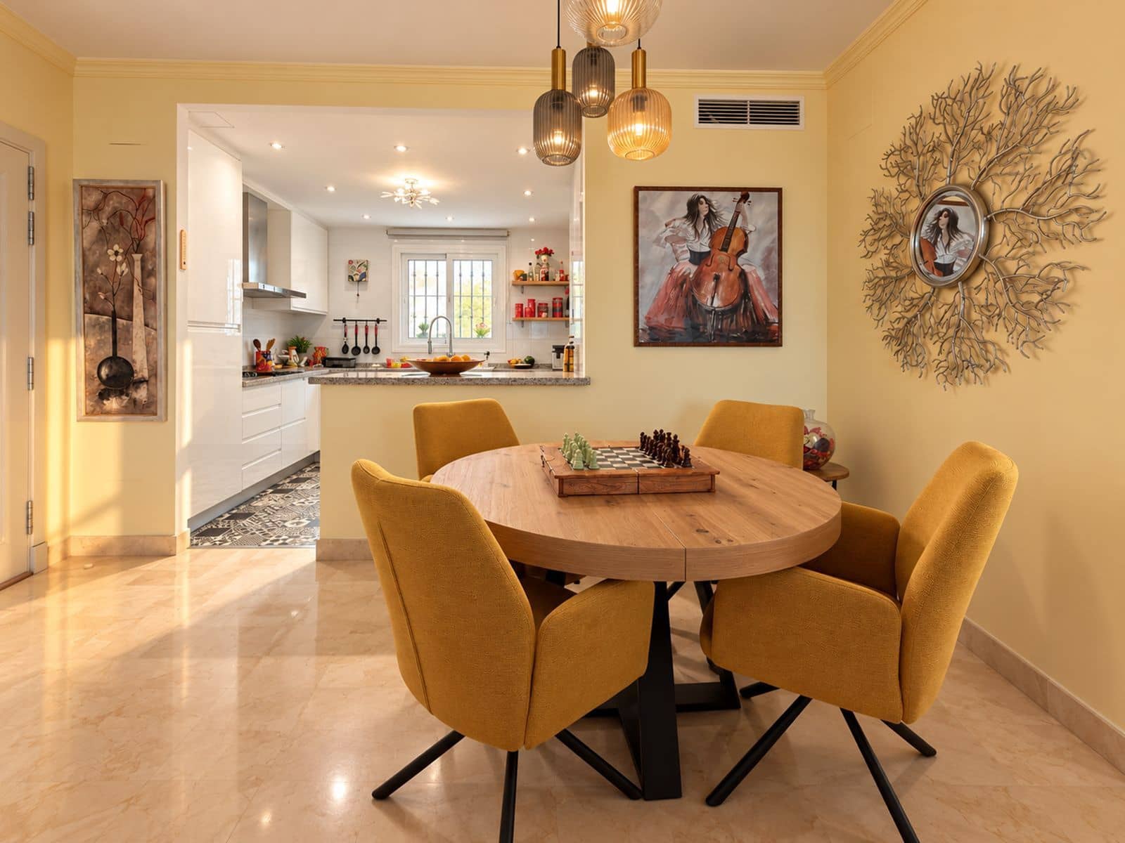 2 Zimmer Apartment zu verkaufen in Calahonda mit Pool Garage - 450.000 € (Ref: 10184769)