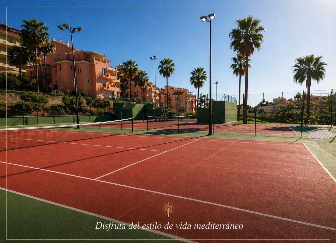 3 soverom Leilighet til salgs i Riviera del Sol med svømmebasseng - € 349 000 (Ref: 10184770)