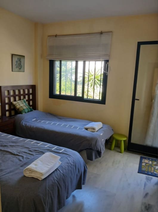 3 sypialnia Dom do wynajęcia w Estepona z basenem - 2 500 € (Ref: 10184787)