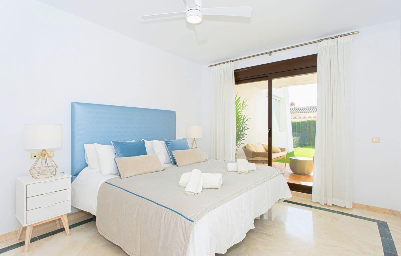 2 slaapkamer Appartement te koop in Casares met zwembad garage - € 365.000 (Ref: 10186747)