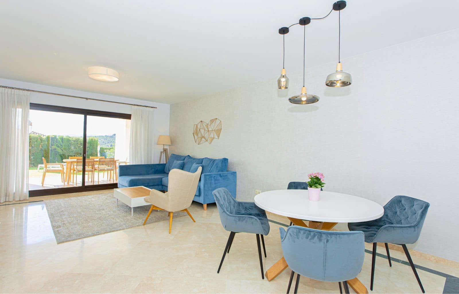 2 slaapkamer Appartement te koop in Casares met zwembad garage - € 365.000 (Ref: 10186747)