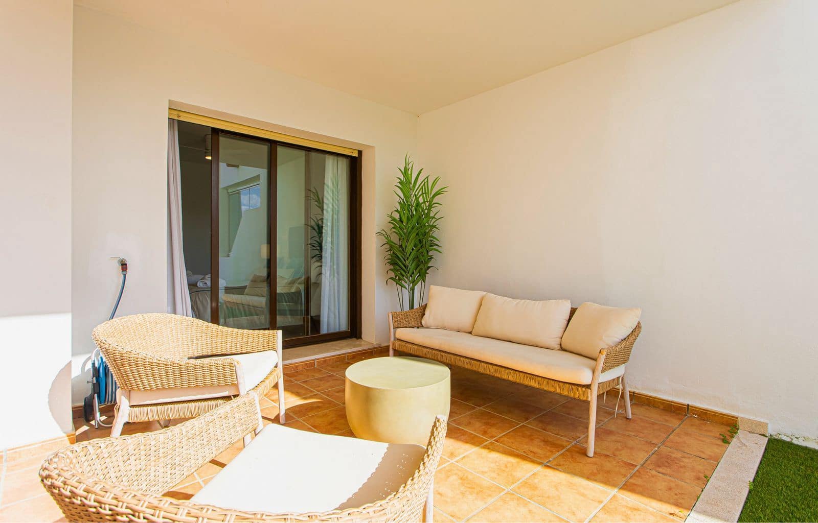 2 slaapkamer Appartement te koop in Casares met zwembad garage - € 365.000 (Ref: 10186747)
