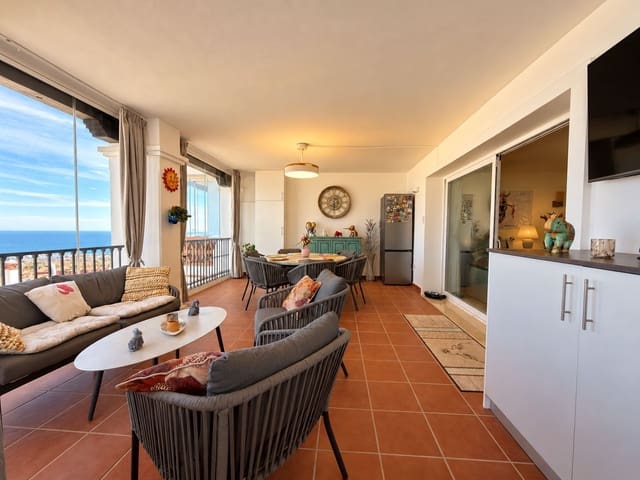 Apartamento de 2 habitaciones en Calahonda, Mijas en venta con piscina garaje - 450.000 € (Ref: 10186750)