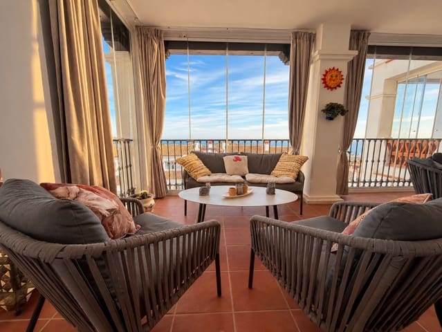 Apartamento de 2 habitaciones en Calahonda, Mijas en venta con piscina garaje - 450.000 € (Ref: 10186750)