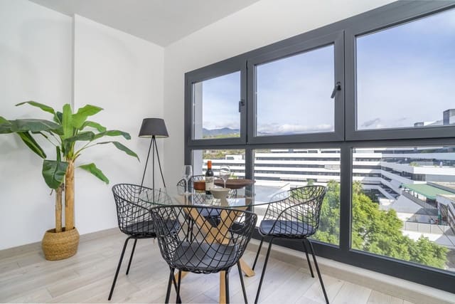 Ático de 2 habitaciones en Estepona en venta con piscina garaje - 475.000 € (Ref: 10186757)