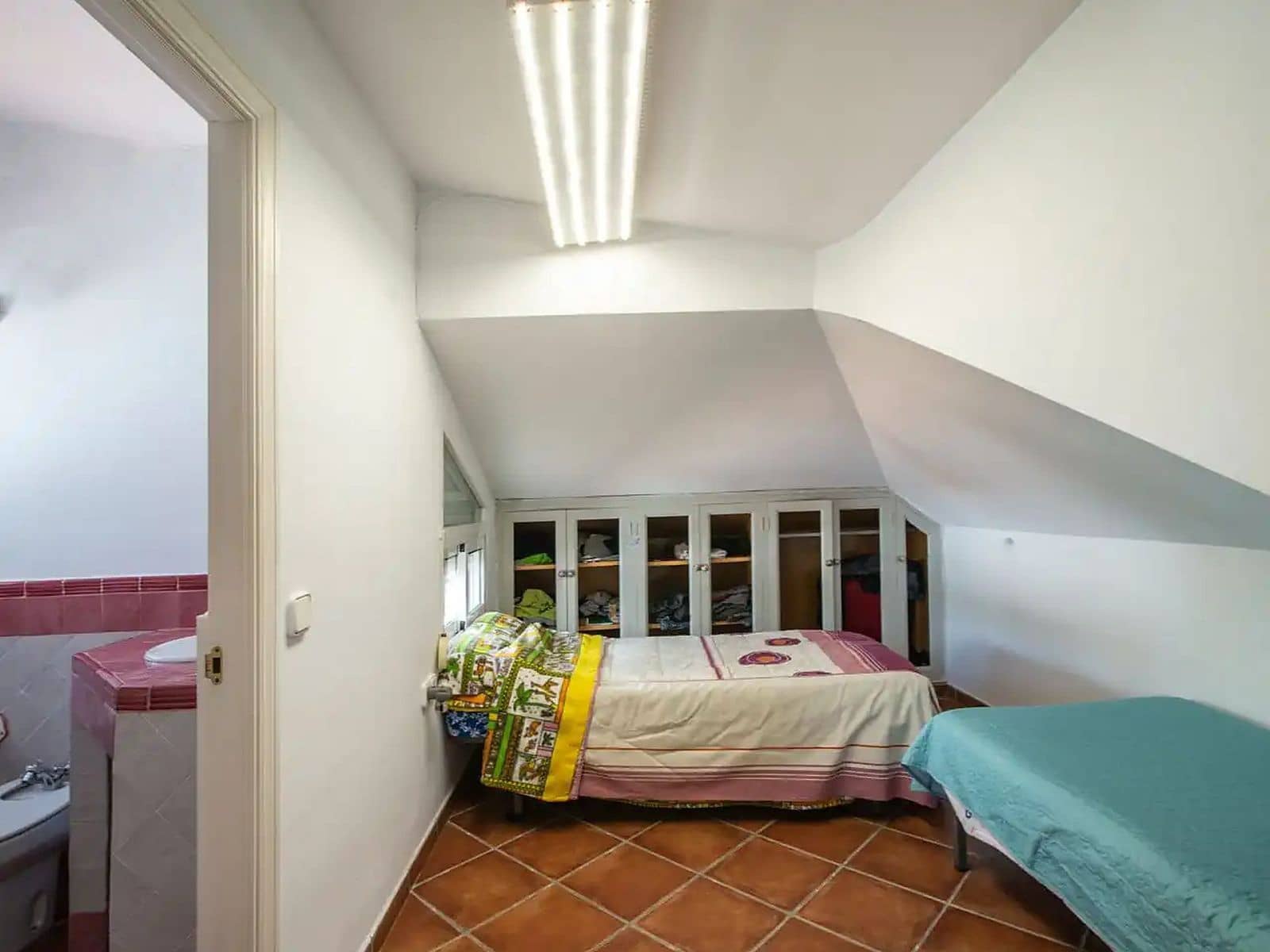 Pareado de 5 habitaciones en Estepona en venta con piscina - 468.000 € (Ref: 10186762)