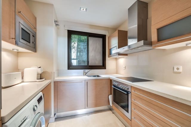 2 sypialnia Apartament na sprzedaż w La Quinta, Benahavís z basenem garażem - 490 000 € (Ref: 10187610)