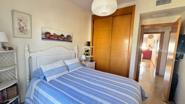 2 soverom Penthouse til salgs i Manilva med svømmebasseng garasje - € 370 000 (Ref: 10187611)