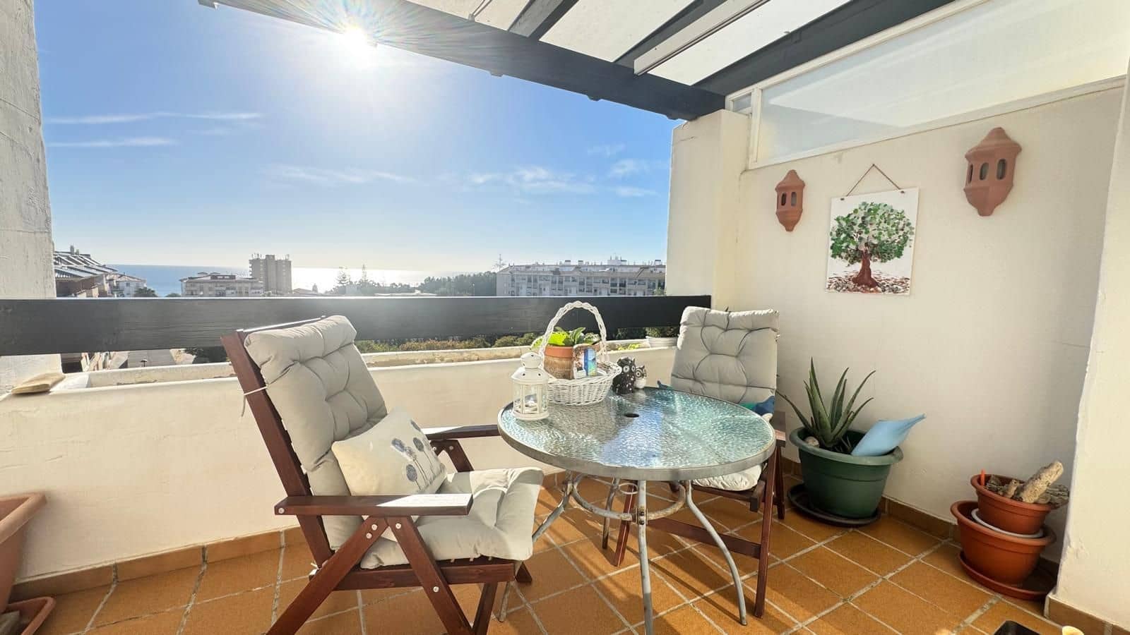 2 soverom Penthouse til salgs i Manilva med svømmebasseng garasje - € 370 000 (Ref: 10187611)
