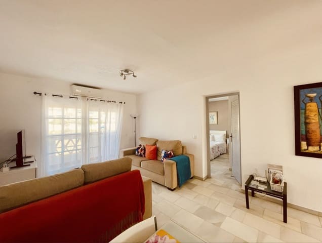 2 soveværelse Lejlighed til salg i La Duquesa / Puerto de la Duquesa, Manilva - € 240.000 (Ref: 9143303)