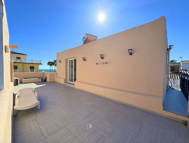 3 makuuhuone Omakotitalo myytävänä paikassa La Duquesa / Puerto de la Duquesa, Manilva mukana 
autotalli - 425 000 € (Ref: 9158096)