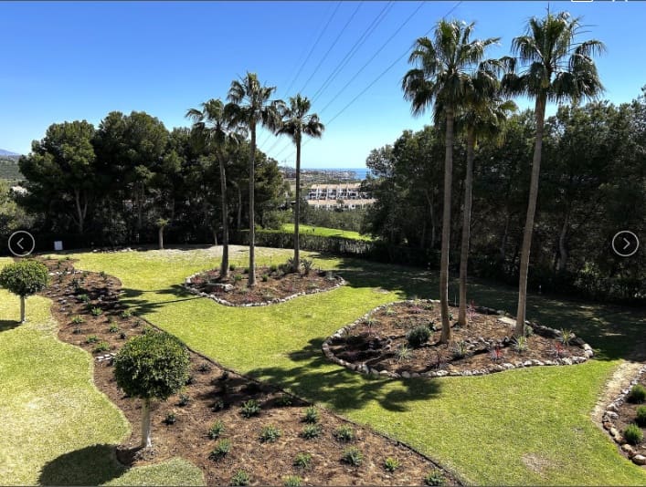 2 bedroom Apartment for sale in Mijas Costa with pool garage - € 299,000 (Ref: 9248373)