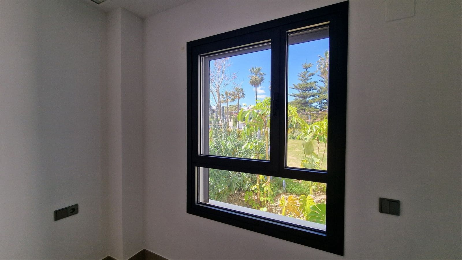 3 bedroom Apartment for sale in Casares with pool - € 435,000 (Ref: 9287158)