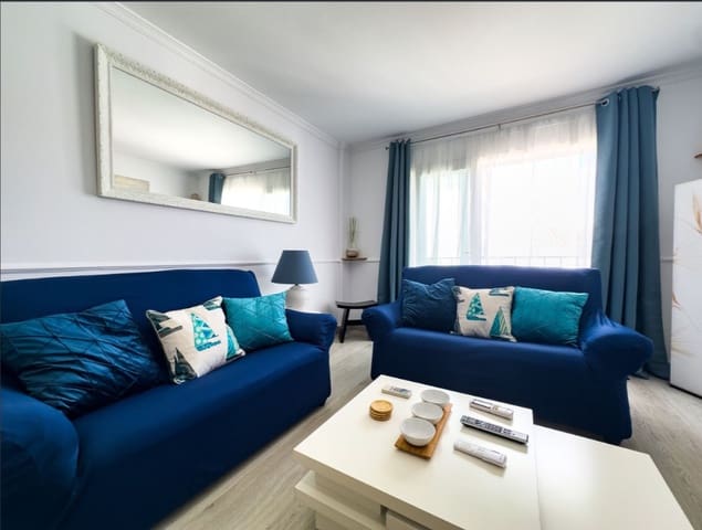 2 bedroom Penthouse for sale in La Duquesa / Puerto de la Duquesa, Manilva - € 330,000 (Ref: 9307077)