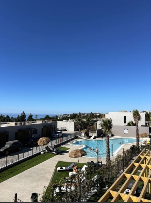 4 soveværelse Byhus til leje i Mijas Costa med swimmingpool - € 4.000 (Ref: 9319830)