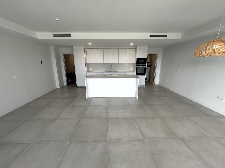 4 soveværelse Byhus til leje i Mijas Costa med swimmingpool - € 4.000 (Ref: 9319830)