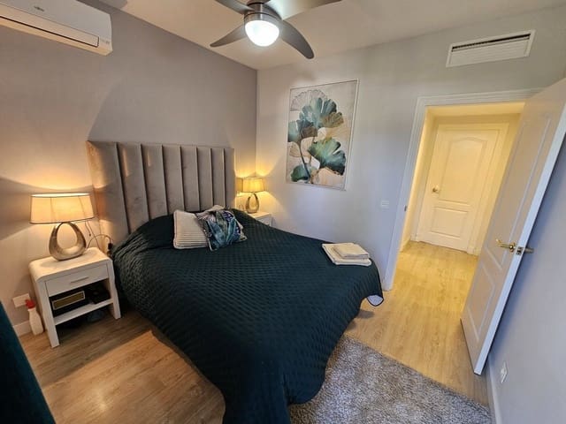 2 sypialnia Apartament na sprzedaż w El Paraiso, Estepona z basenem garażem - 329 000 € (Ref: 9431913)