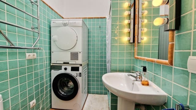 4 soverom Hus til salgs i Manilva med svømmebasseng - € 309 000 (Ref: 9433388)