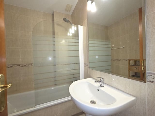 2 soveværelse Lejlighed til salg i El Faro, Mijas med garage - € 275.000 (Ref: 9433647)