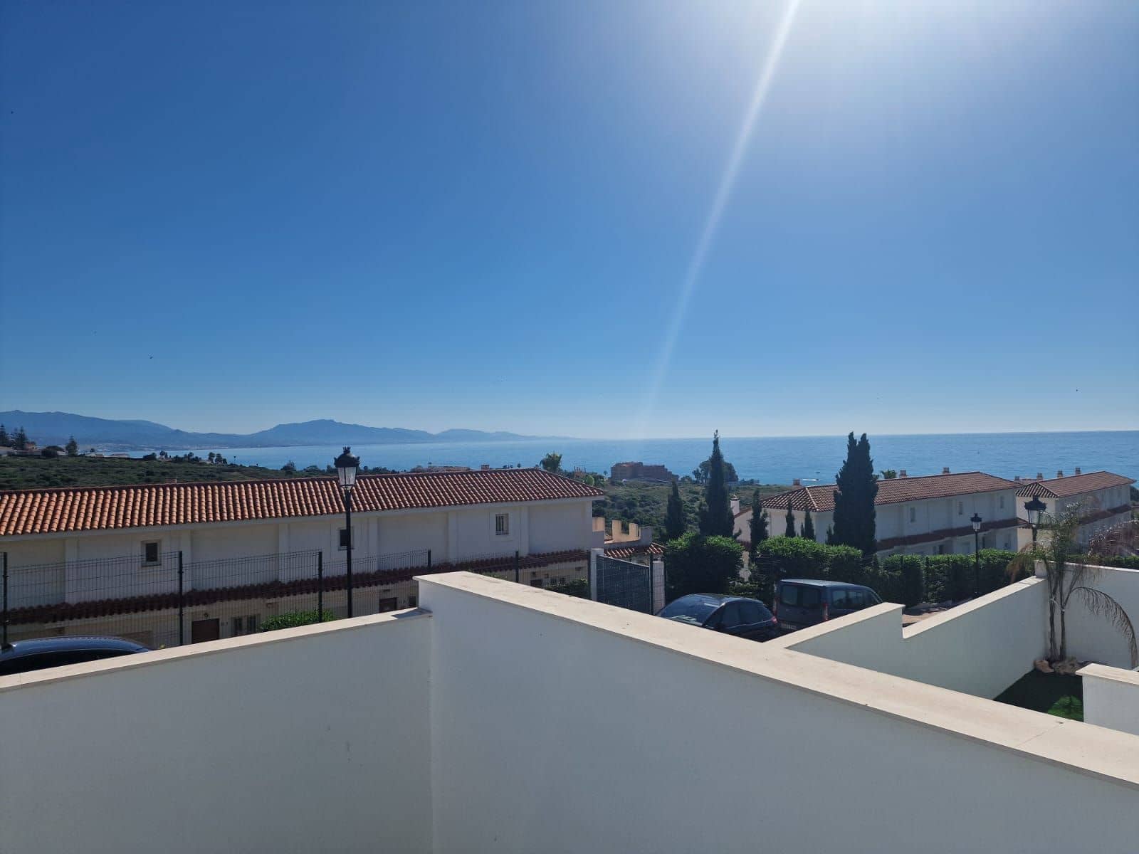 2 slaapkamer Halfvrijstaande villa te koop in Manilva - € 395.000 (Ref: 9440854)