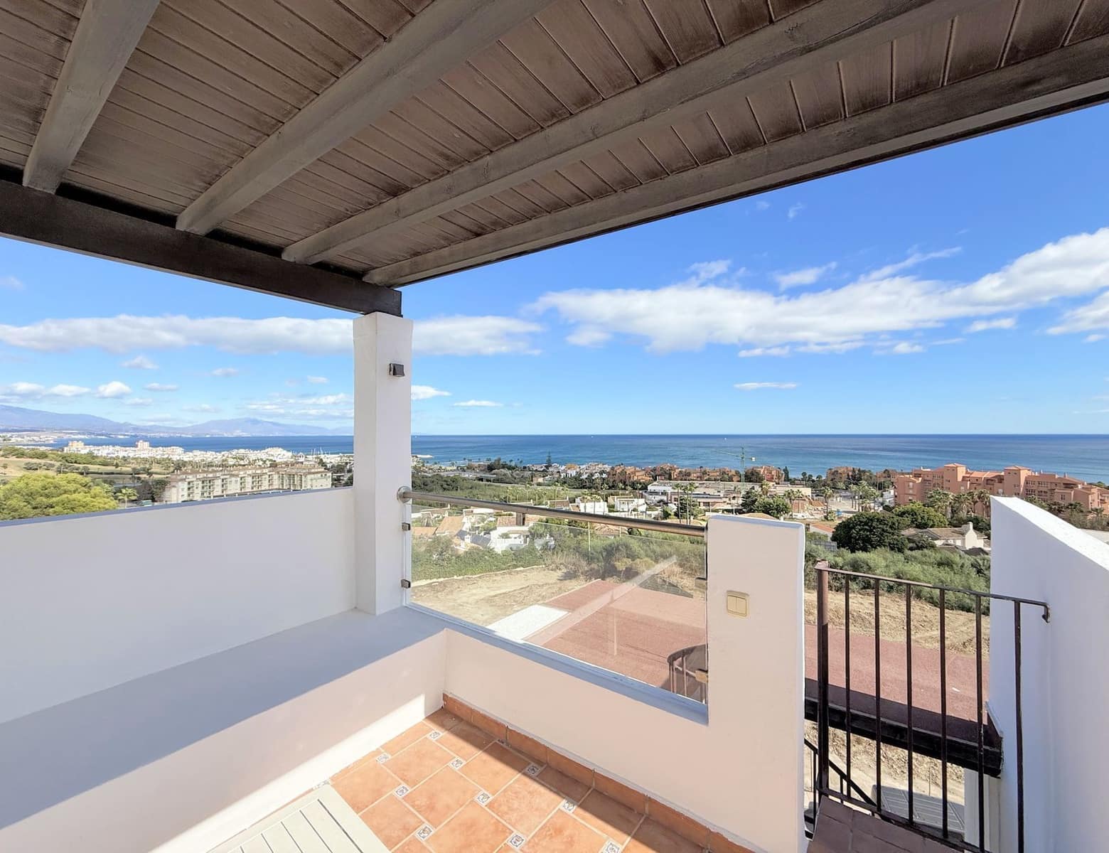 2 camera da letto Attico in vendita in La Duquesa / Puerto de la Duquesa con piscina garage - 315.000 € (Rif: 9441596)