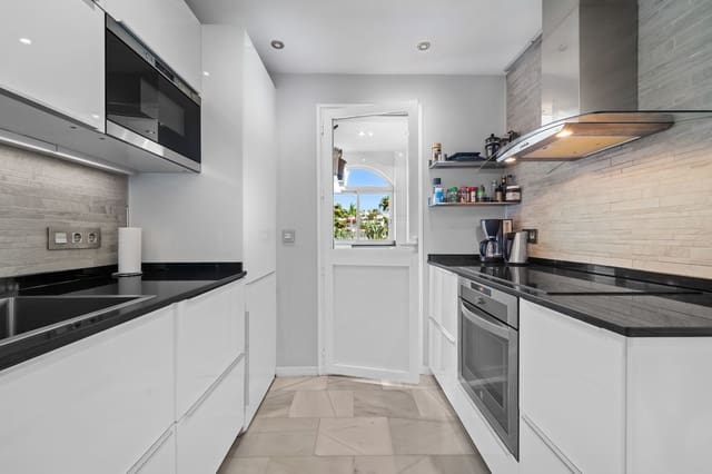 3 quarto Apartamento para venda em El Chaparral, Málaga cidade com piscina - 550 000 € (Ref: 9444659)