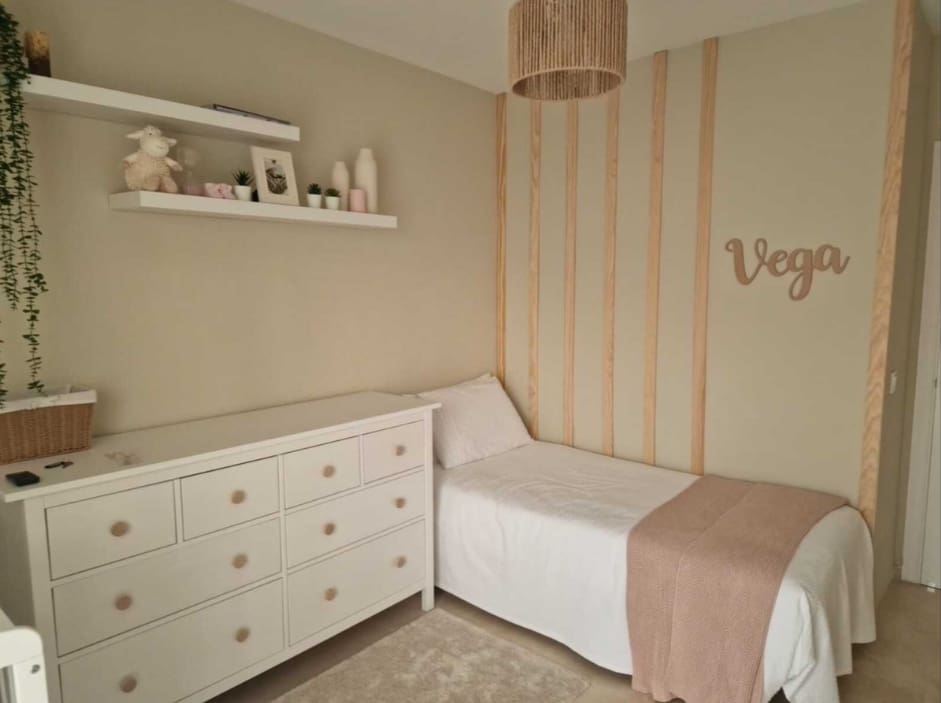 2 soverom Leilighet til salgs i Bel-Air med svømmebasseng garasje - € 350 000 (Ref: 9446904)