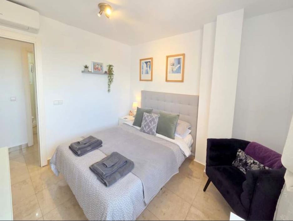 3 camera da letto Attico in vendita in La Duquesa / Puerto de la Duquesa con piscina garage - 295.000 € (Rif: 9446967)
