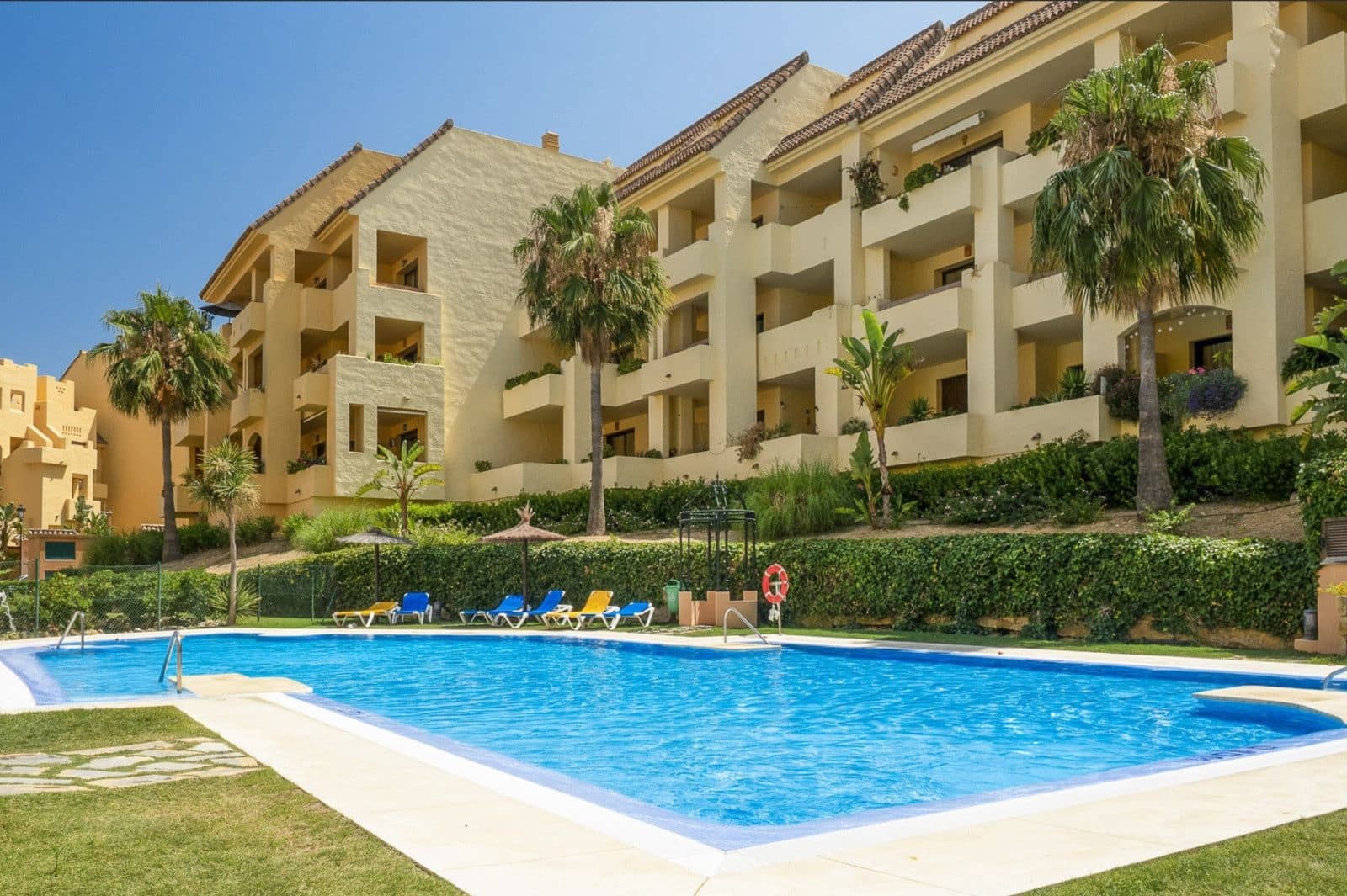 2 camera da letto Attico in vendita in La Duquesa / Puerto de la Duquesa con piscina garage - 269.000 € (Rif: 9449076)