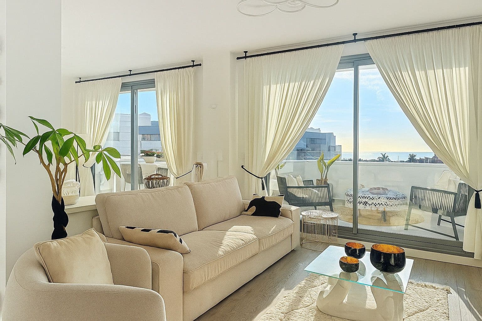 2 soverom Penthouse til salgs i Estepona med svømmebasseng - € 515 000 (Ref: 9449268)