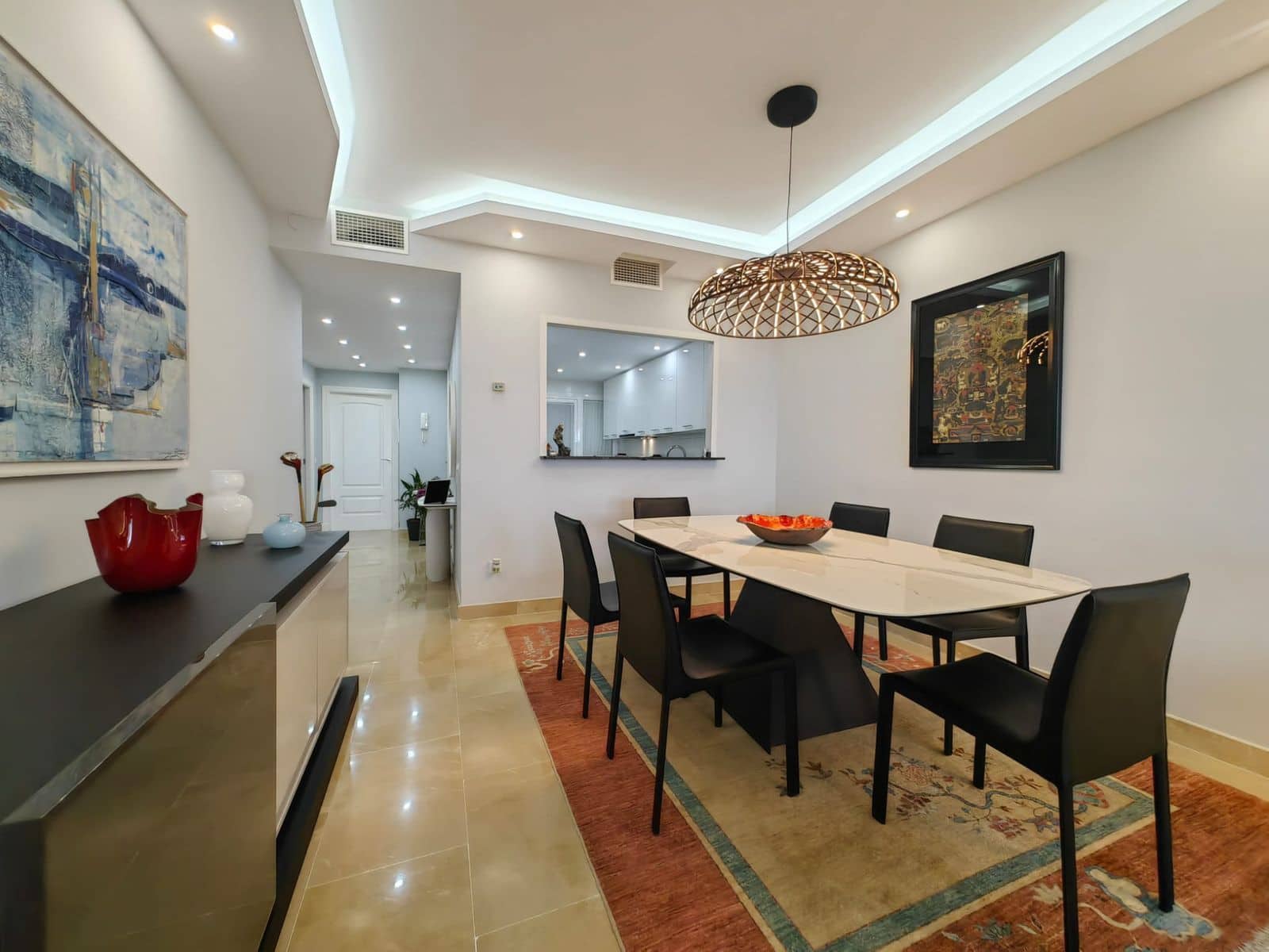 2 sypialnia Apartament na sprzedaż w La Duquesa / Puerto de la Duquesa z basenem garażem - 298 000 € (Ref: 9450549)