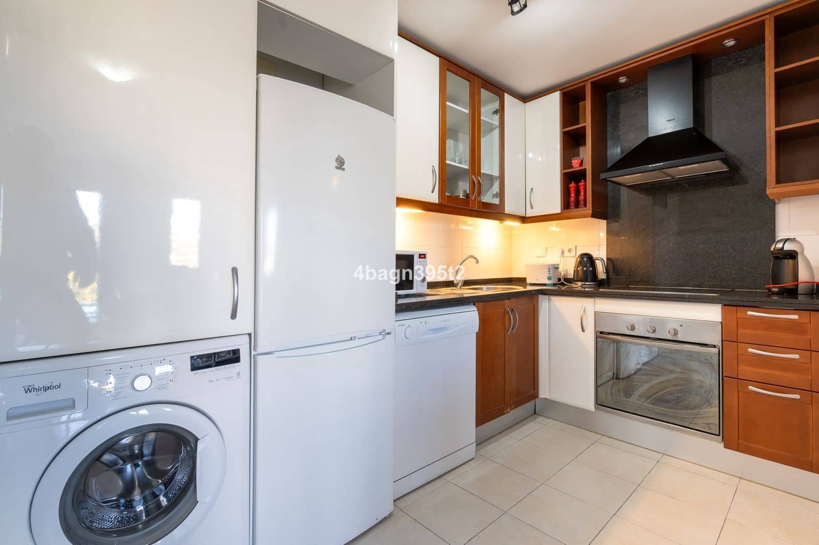 2 slaapkamer Appartement te koop in Malaga stad met zwembad - € 295.000 (Ref: 9450834)