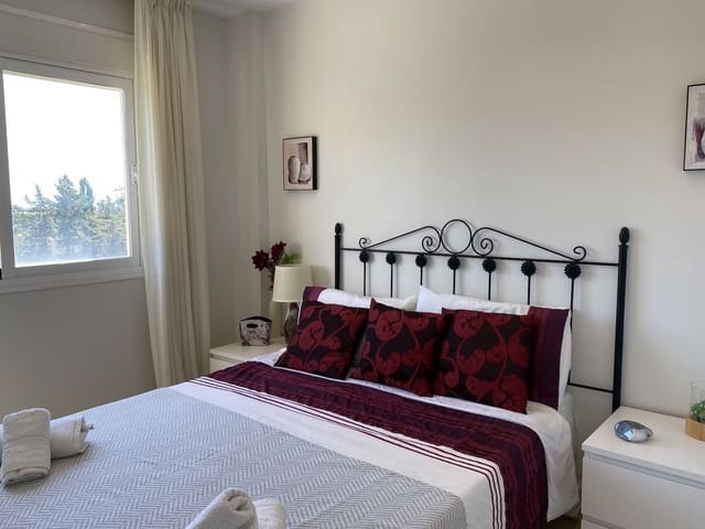 3 bedroom Penthouse for sale in New Golden Mile, Estepona with pool garage - € 450,000 (Ref: 9452031)