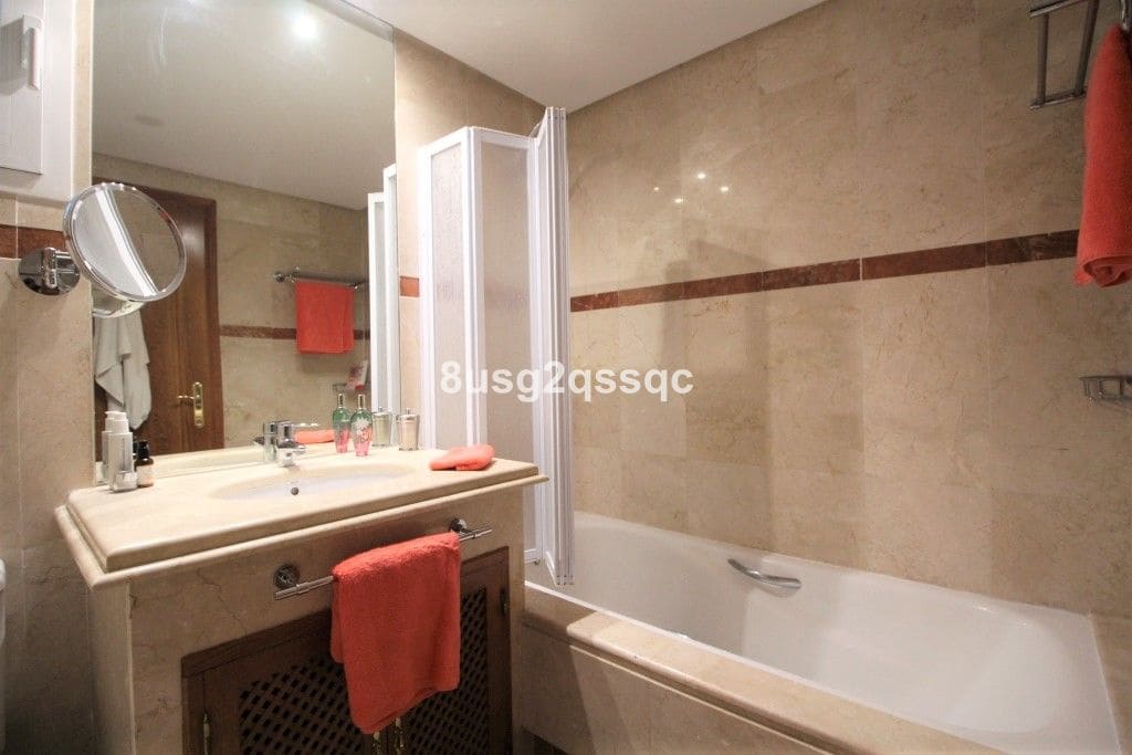 2 chambre Appartement à vendre à Costalita avec piscine - 460 000 € (Ref: 9452248)