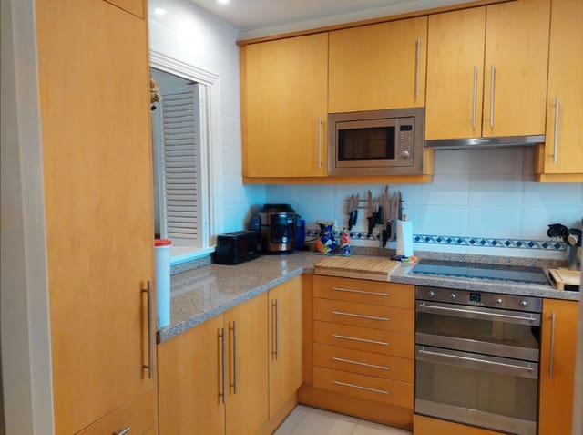 3 camera da letto Casa in vendita in La Duquesa / Puerto de la Duquesa, Manilva con piscina garage - 345.000 € (Rif: 9452375)