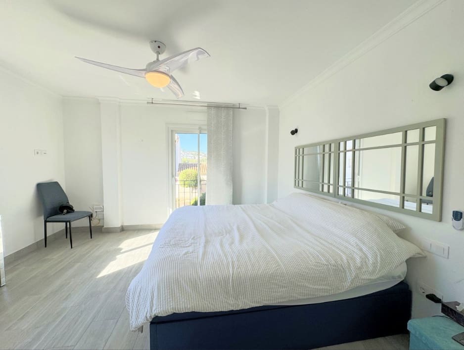 3 camera da letto Casa in vendita in La Duquesa / Puerto de la Duquesa con garage - 425.000 € (Rif: 9452389)