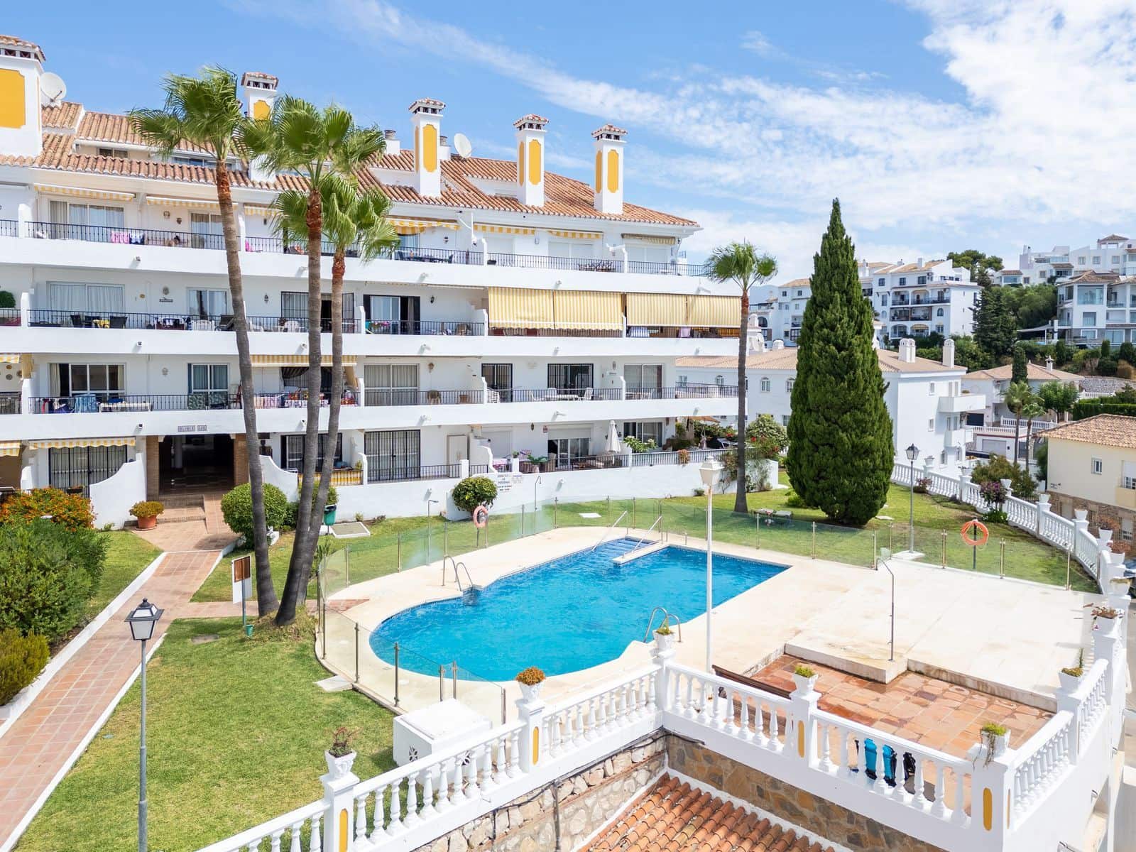 3 bedroom Apartment for sale in Riviera del Sol with pool - € 299,950 (Ref: 9452400)