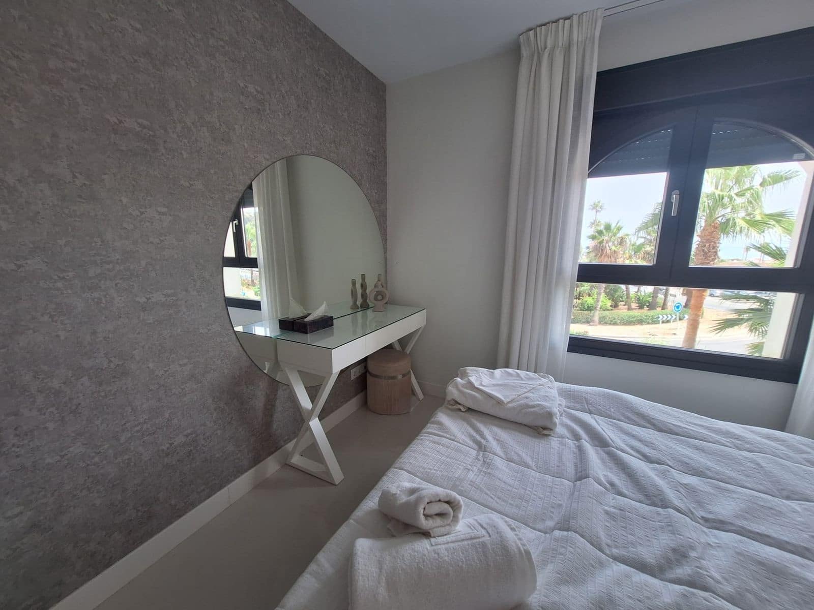 2 sypialnia Apartament na sprzedaż w Manilva z basenem garażem - 379 000 € (Ref: 9452401)