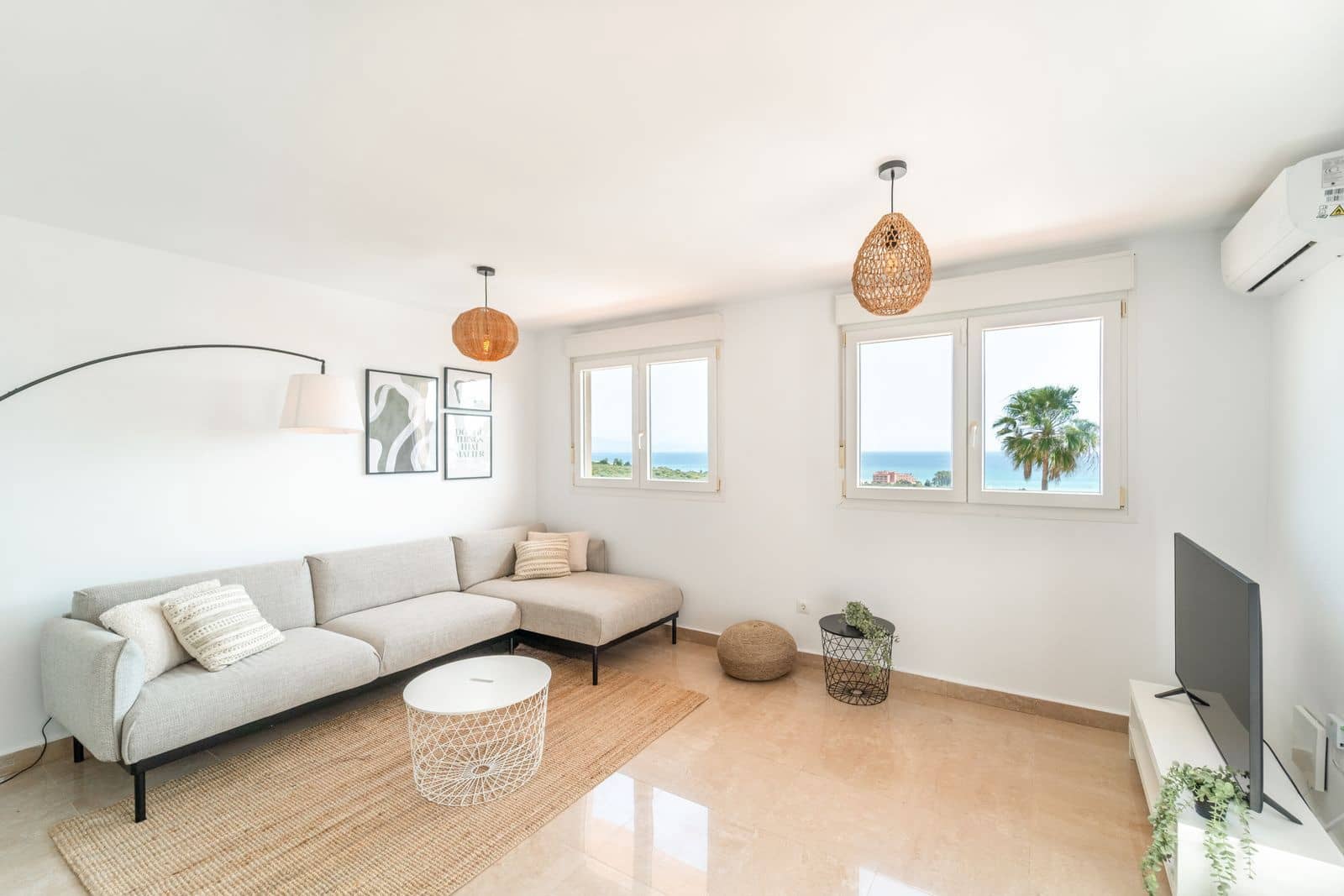 3 sypialnia Penthouse na sprzedaż w Manilva z basenem - 450 000 € (Ref: 9452407)