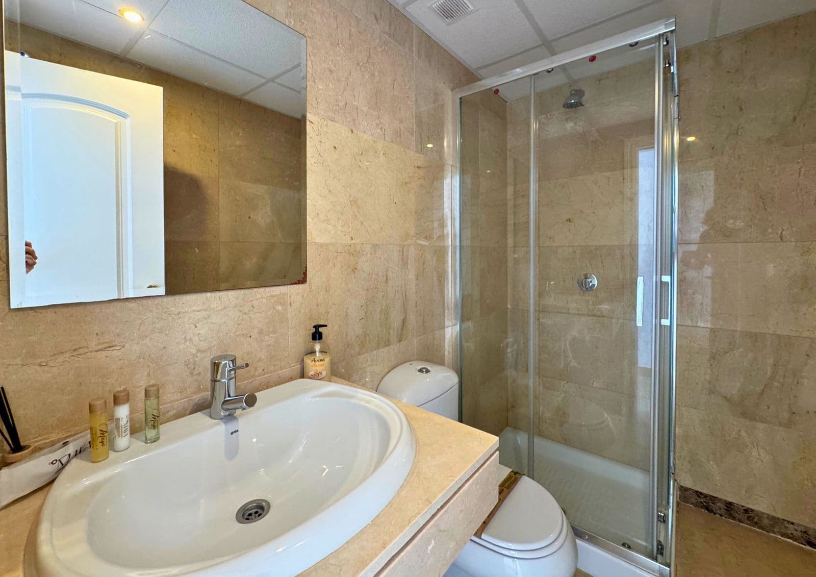 2 quarto Penthouse para venda em La Duquesa / Puerto de la Duquesa com piscina garagem - 223 000 € (Ref: 9452890)