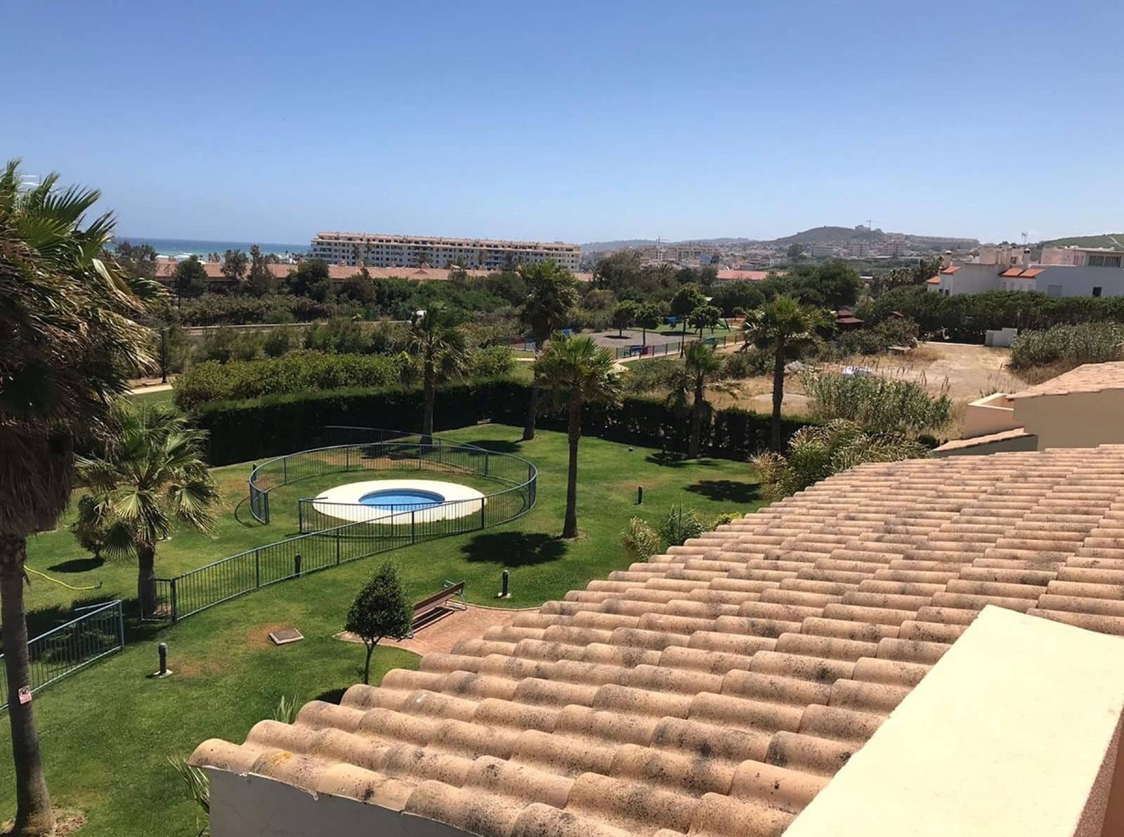 3 chambre Penthouse à vendre à Manilva avec piscine garage - 399 500 € (Ref: 9452895)