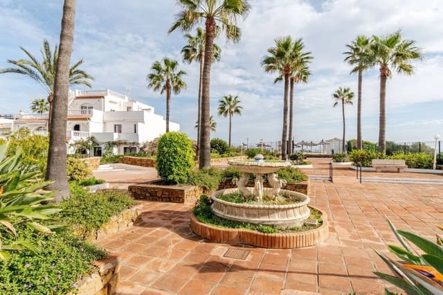 3 Zimmer Haus zu verkaufen in La Duquesa / Puerto de la Duquesa, Manilva mit Pool - 290.000 € (Ref: 9452912)