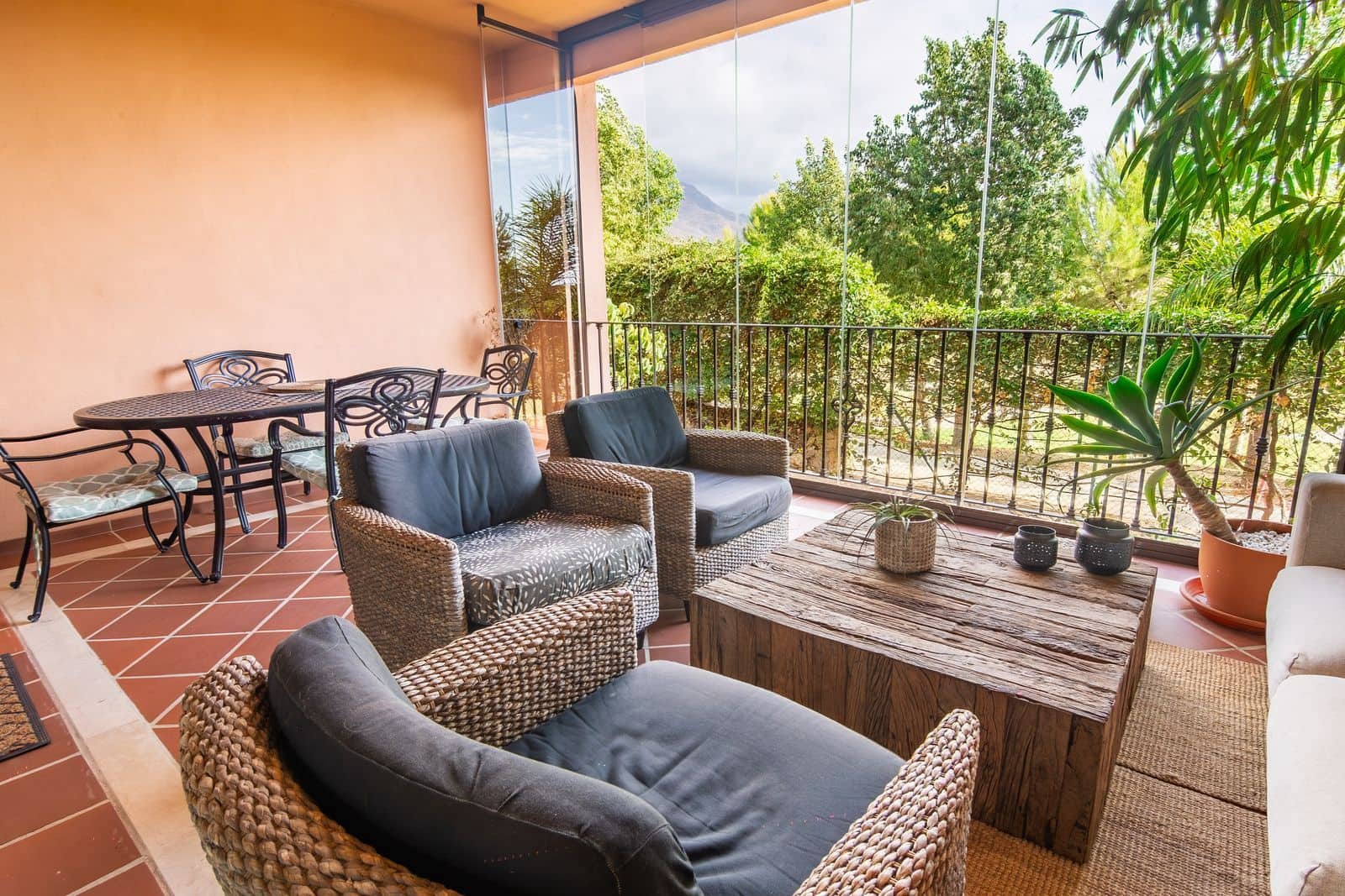 3 bedroom Townhouse for sale in Estepona with pool garage - € 470,000 (Ref: 9452916)
