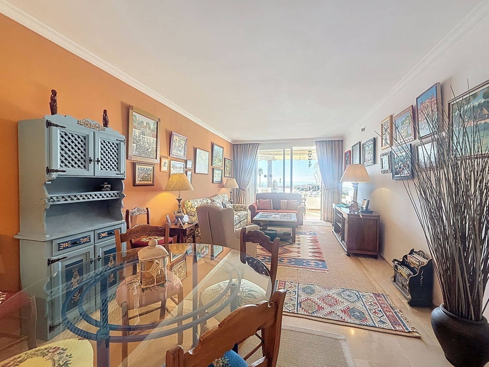 2 soverom Leilighet til salgs i La Duquesa / Puerto de la Duquesa med svømmebasseng - € 400 000 (Ref: 9452917)