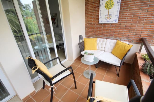 2 soverom Leilighet til salgs i Riviera del Sol, Mijas med svømmebasseng garasje - € 360 000 (Ref: 9468423)